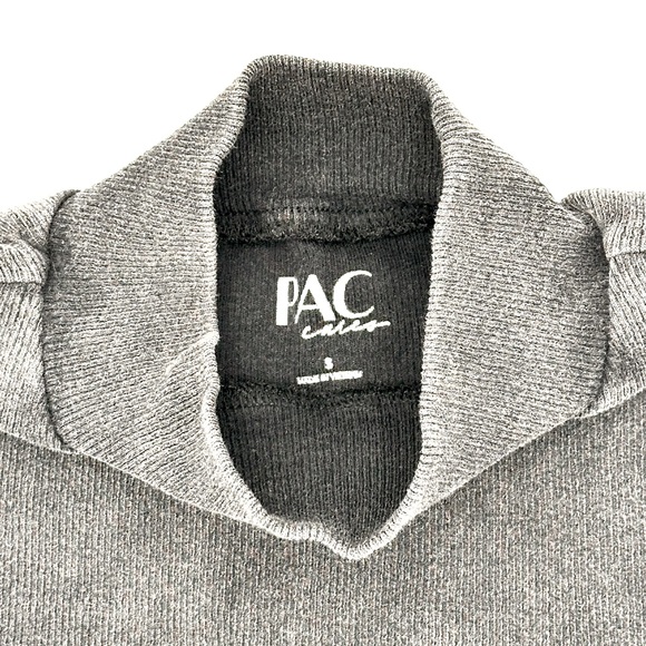 Women’s turtleneck tank top (size small) - Picture 3 of 3